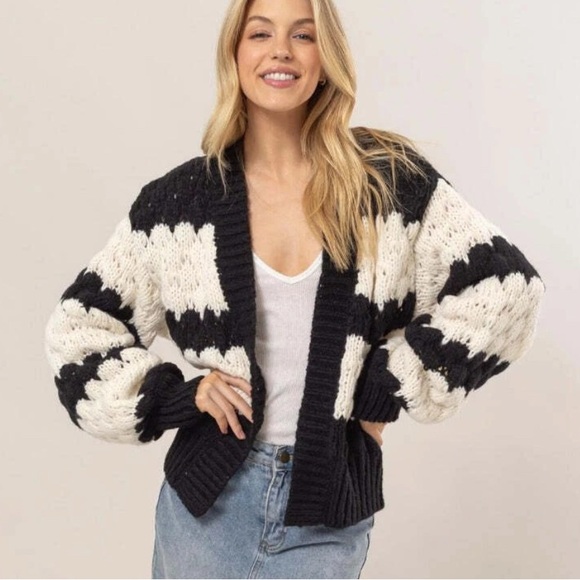 HYFVE Black and White Medium Open Knit Striped Cardigan New - Picture 1 of 8